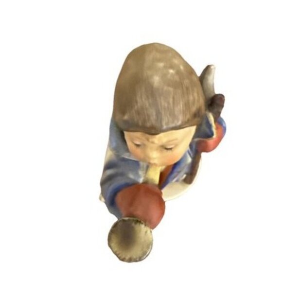 Goebel Vintage Hummel 15/0 Boy with Horn Axe and Lantern figurine - Picture 7 of 7